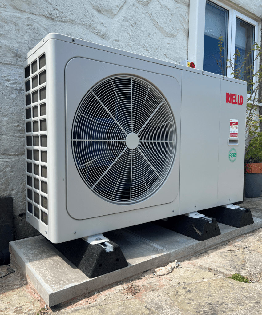16kW Riello air source heat pump